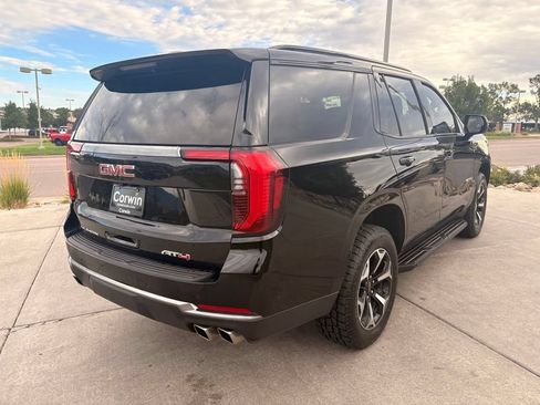 Used 2025 GMC Yukon AT4 AWD/4WD image 9