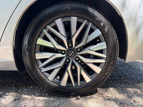 Used 2026 Nissan Altima 2.5 SV FWD image 30