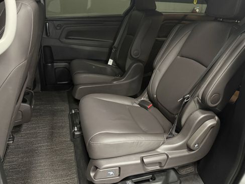 Used 2024 Honda Odyssey EX-L image 38