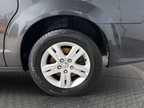 Used 2012 Dodge Grand Caravan Crew w/ Crew Value Pkg image 25