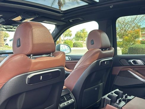 Used 2025 BMW X5 xDrive40i w/ Premium Package image 27