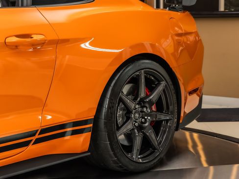 Used 2021 Ford Mustang Shelby GT500 RWD image 31