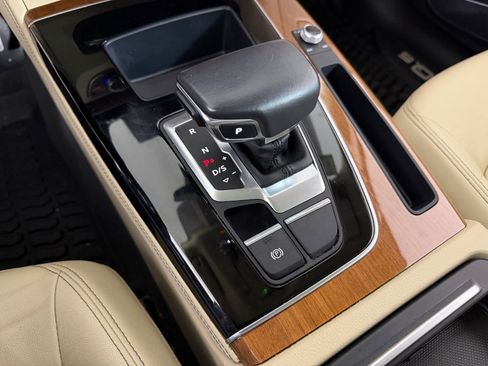 Used 2022 Audi Q5 Premium Plus w/ Premium Plus Package image 15