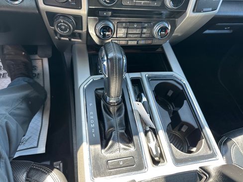 Used 2017 Ford F150 Lariat w/ Equipment Group 502A Luxury AWD/4WD image 37