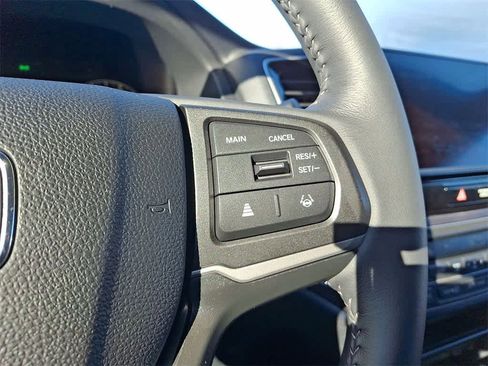 Certified 2025 Honda Ridgeline Sport image 18