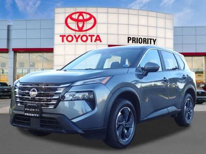 Used 2025 Nissan Rogue SV