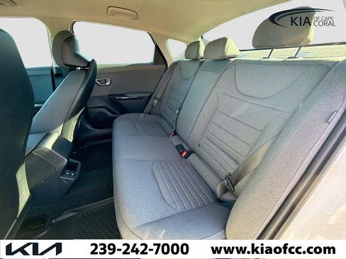 New 2025 Kia K4 EX image 19