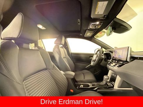 Used 2024 Toyota Corolla Cross AWD Hybrid w/ Convenience Package image 25