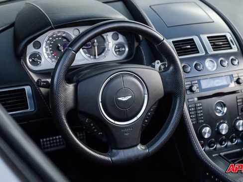 Used 2008 Aston Martin V8 Vantage Roadster image 2