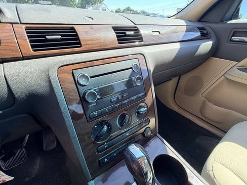 Used 2008 Ford Taurus SEL FWD image 10