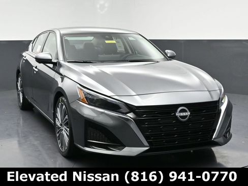 New 2025 Nissan Altima 2.5 SL image 1