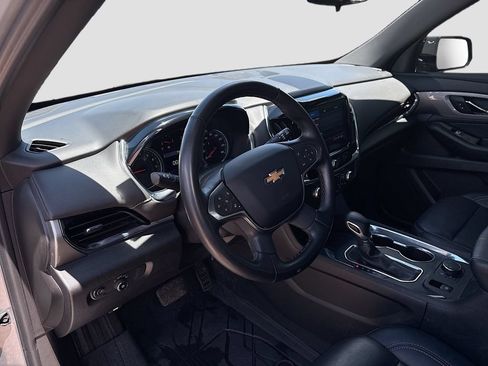 Used 2023 Chevrolet Traverse LT w/ LPO, Floor Liner Package AWD/4WD image 9