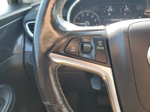 Used 2019 Buick Encore Essence FWD image 21