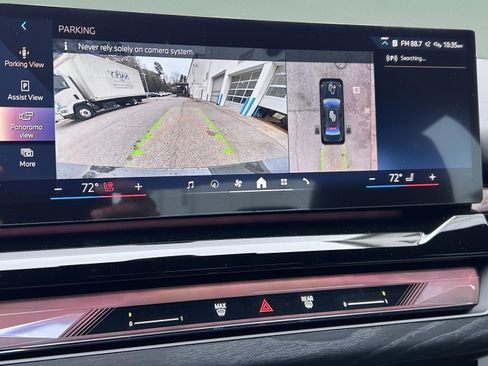 Used 2026 BMW i5 eDrive40 w/ M Sport Package image 16