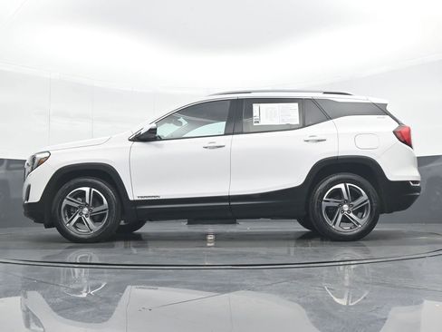 Used 2021 GMC Terrain SLT w/ Infotainment Package II AWD/4WD image 27