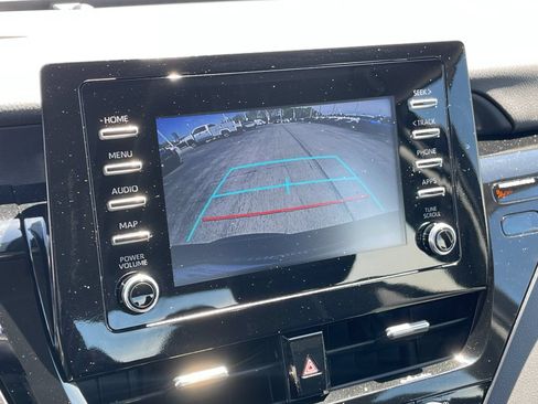 Used 2024 Toyota Camry SE FWD image 20