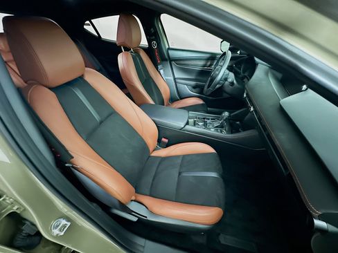 Used 2024 MAZDA MAZDA3 s image 32