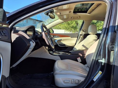 Used 2014 Buick Regal image 19