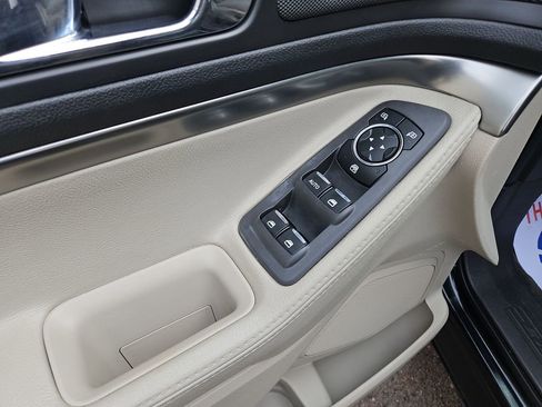 Used 2014 Ford Explorer 4WD image 12