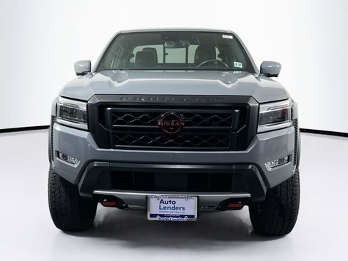 Used 2022 Nissan Frontier PRO-4X w/ Pro-4X Premium Package image 2