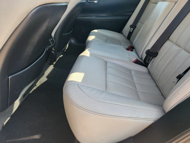 Used 2016 Lexus ES 350 w/ Luxury Package w/Wood Trim FWD image 30