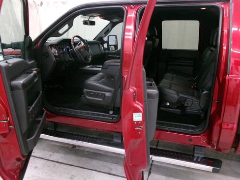 Used 2014 Ford F250 Platinum image 14