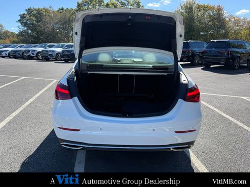 Certified 2022 Mercedes-Benz C 300 4MATIC Sedan image 22