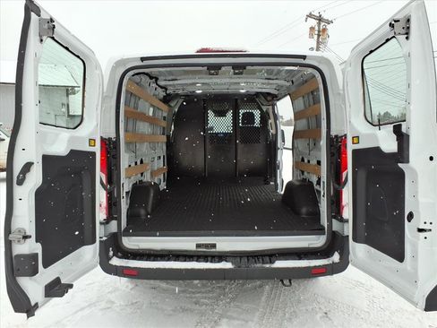 Used 2024 Ford Transit 250 Low Roof AWD w/ Exterior Upgrade Package image 12