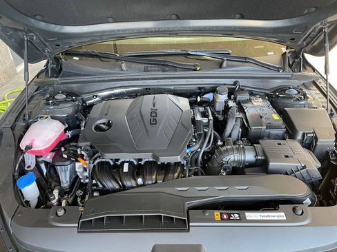 Used 2025 Kia K5 LXS image 32