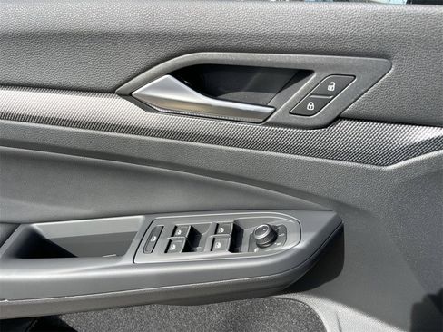 New 2026 Volkswagen GTI SE image 17