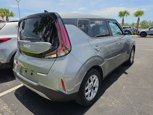 Certified 2023 Kia Soul S FWD image 15