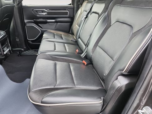 Used 2019 RAM 1500 Laramie RWD image 13