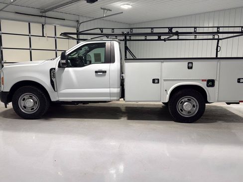 Certified 2023 Ford F350 XL RWD image 2