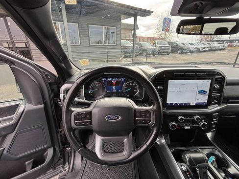 Used 2022 Ford F150 XLT w/ Equipment Group 302A High image 16