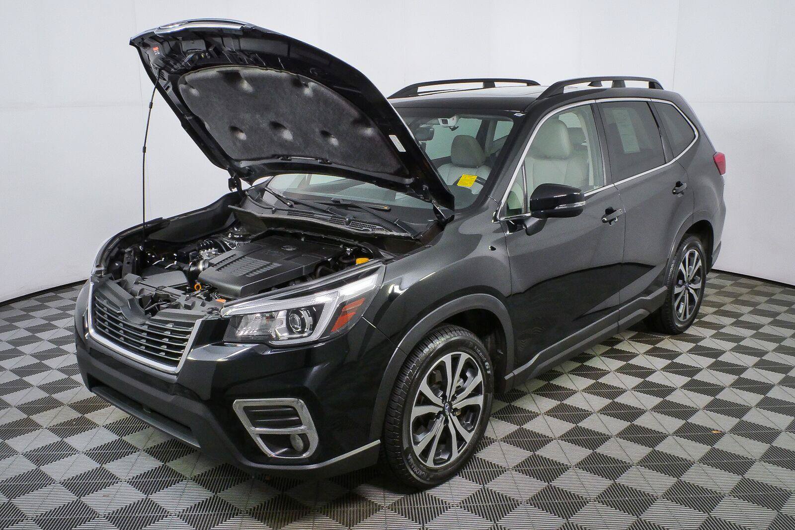 Used 2019 Subaru Forester Limited w/ Popular Package #3 AWD/4WD image 30