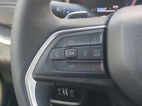 New 2026 Jeep Grand Cherokee L Limited RWD image 32