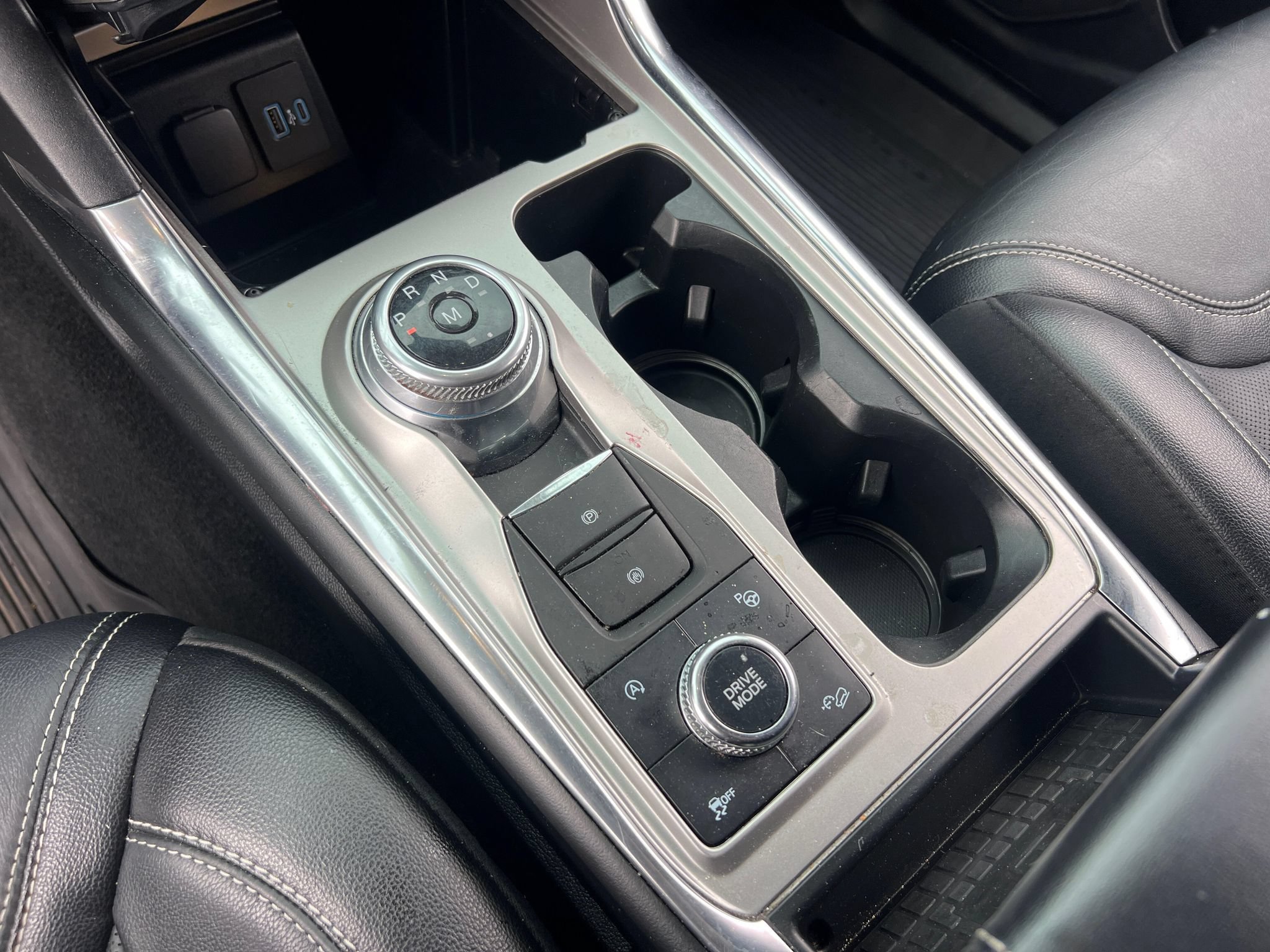 Used 2020 Ford Explorer ST w/ Premium Technology Package AWD/4WD image 17