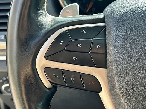 Used 2017 Jeep Grand Cherokee Limited AWD/4WD image 31
