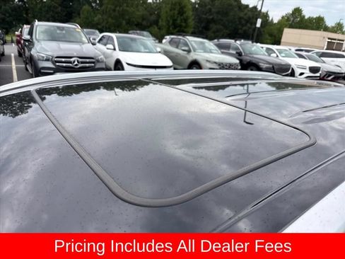 Used 2020 Toyota Highlander Limited AWD/4WD image 8