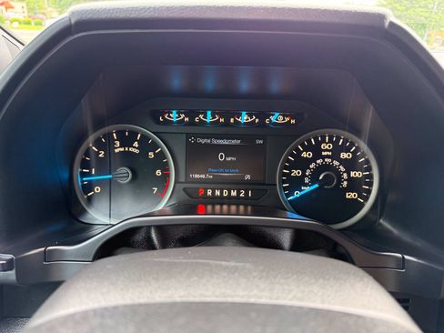 Used 2016 Ford F150 XLT w/ Equipment Group 302A Luxury AWD/4WD image 20