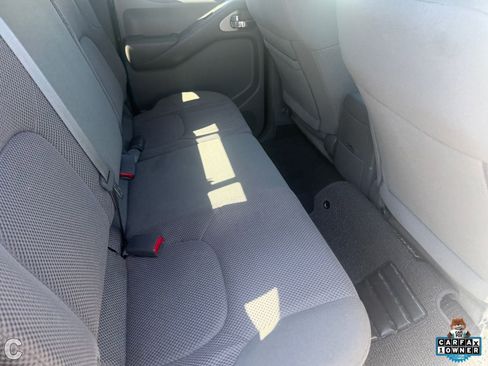 Used 2019 Nissan Frontier SV w/ Value Truck Package RWD image 12