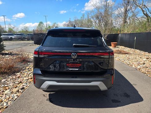 New 2026 Volkswagen Tiguan S FWD image 4