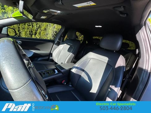 Used 2023 Hyundai Ioniq 6 SEL RWD image 15