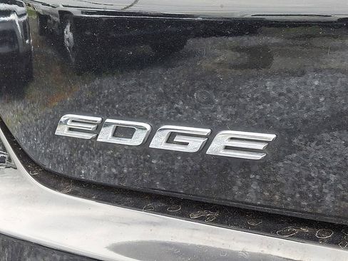 Used 2020 Ford Edge SEL AWD/4WD image 22