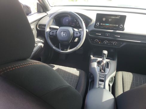Used 2024 Honda HR-V Sport image 16