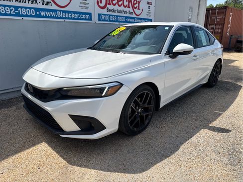 Used 2023 Honda Civic Sport Touring image 6