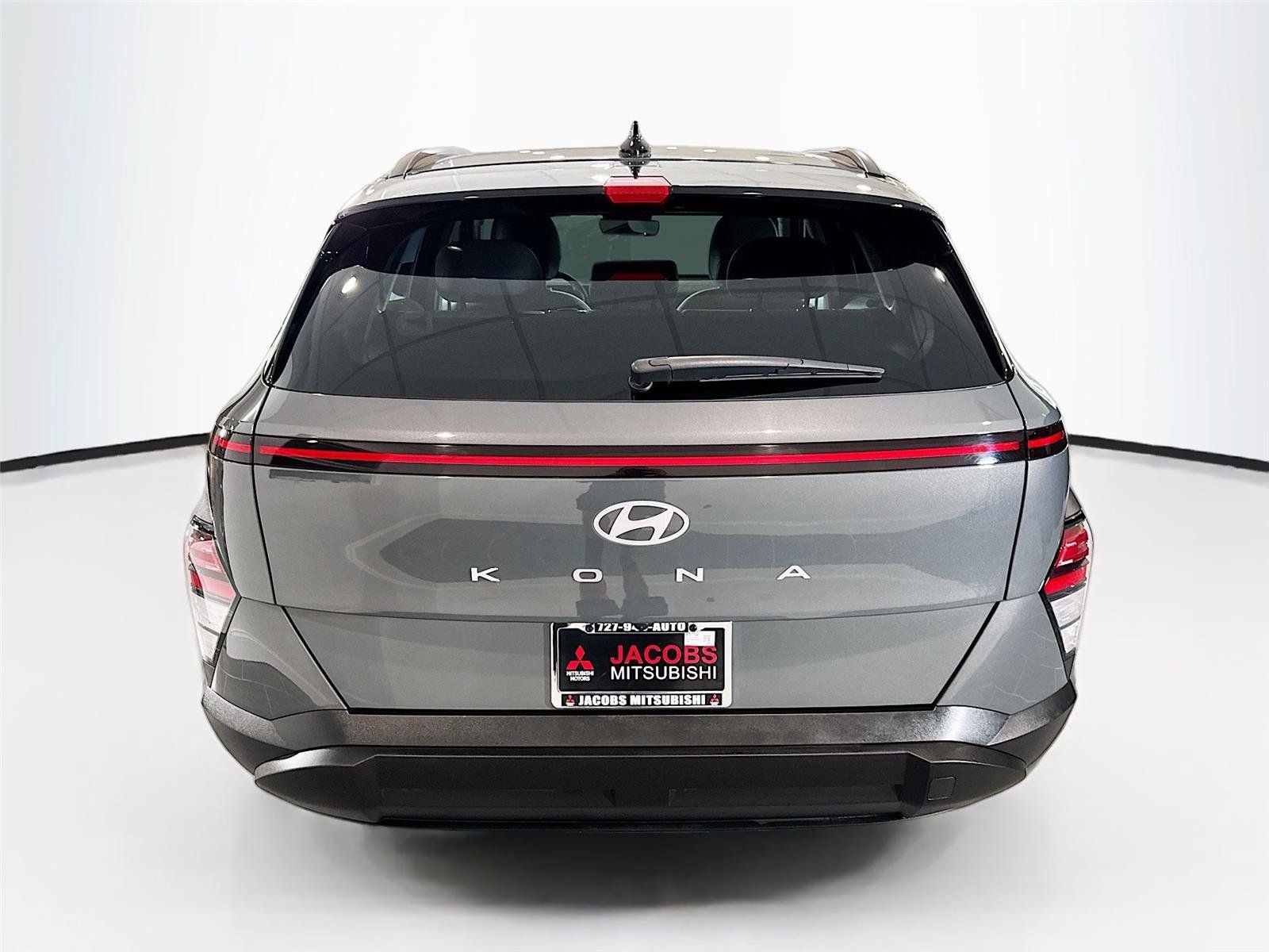 Used 2026 Hyundai Kona SEL Sport FWD image 26
