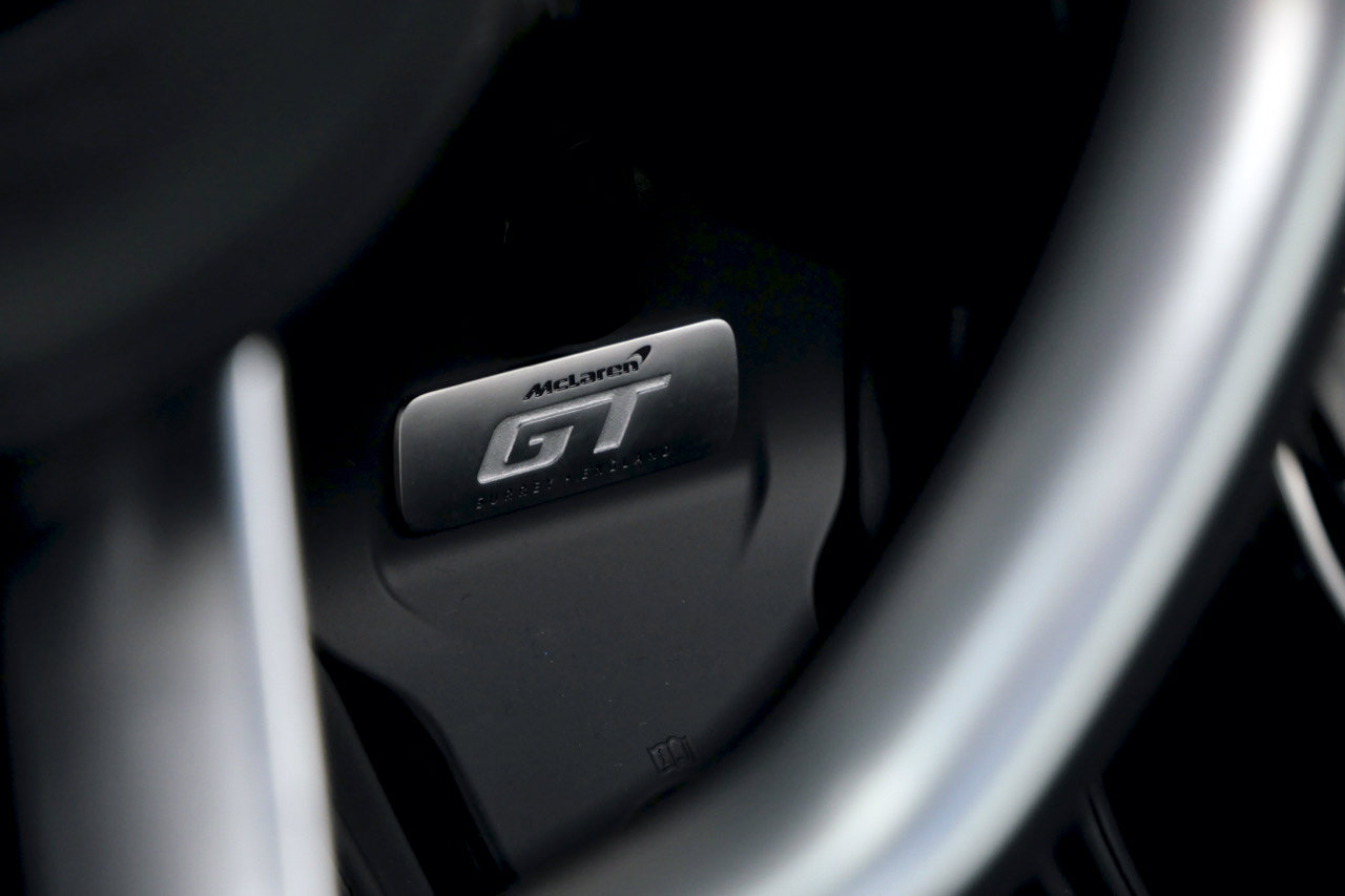 Used 2023 McLaren GT RWD image 25