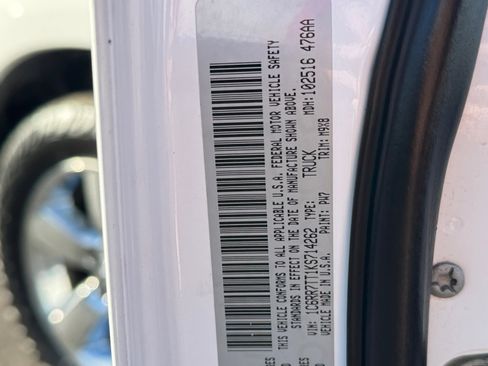 Certified 2019 RAM 1500 Big Horn image 34