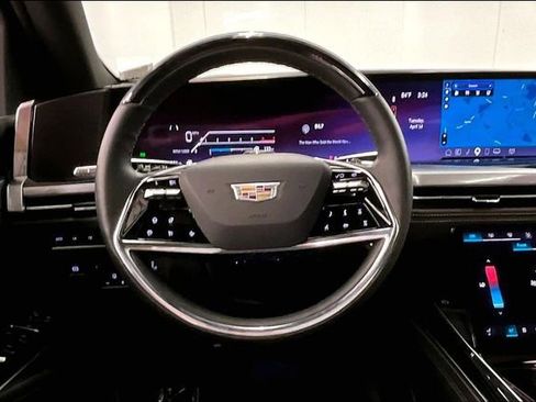 Used 2025 Cadillac Escalade Sport AWD/4WD image 6